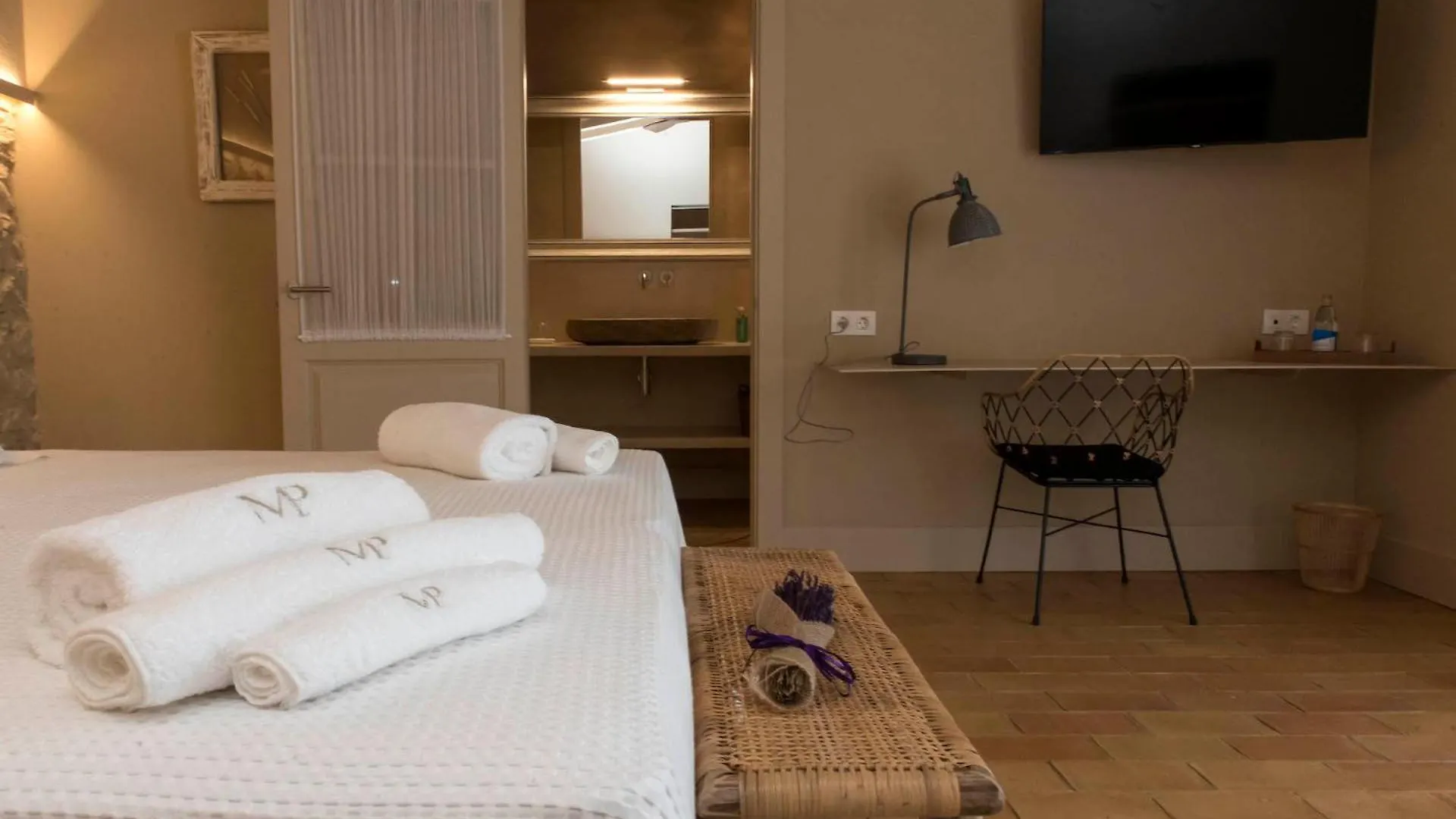 Mas Pla Bed & Breakfast Riudellots de la Selva