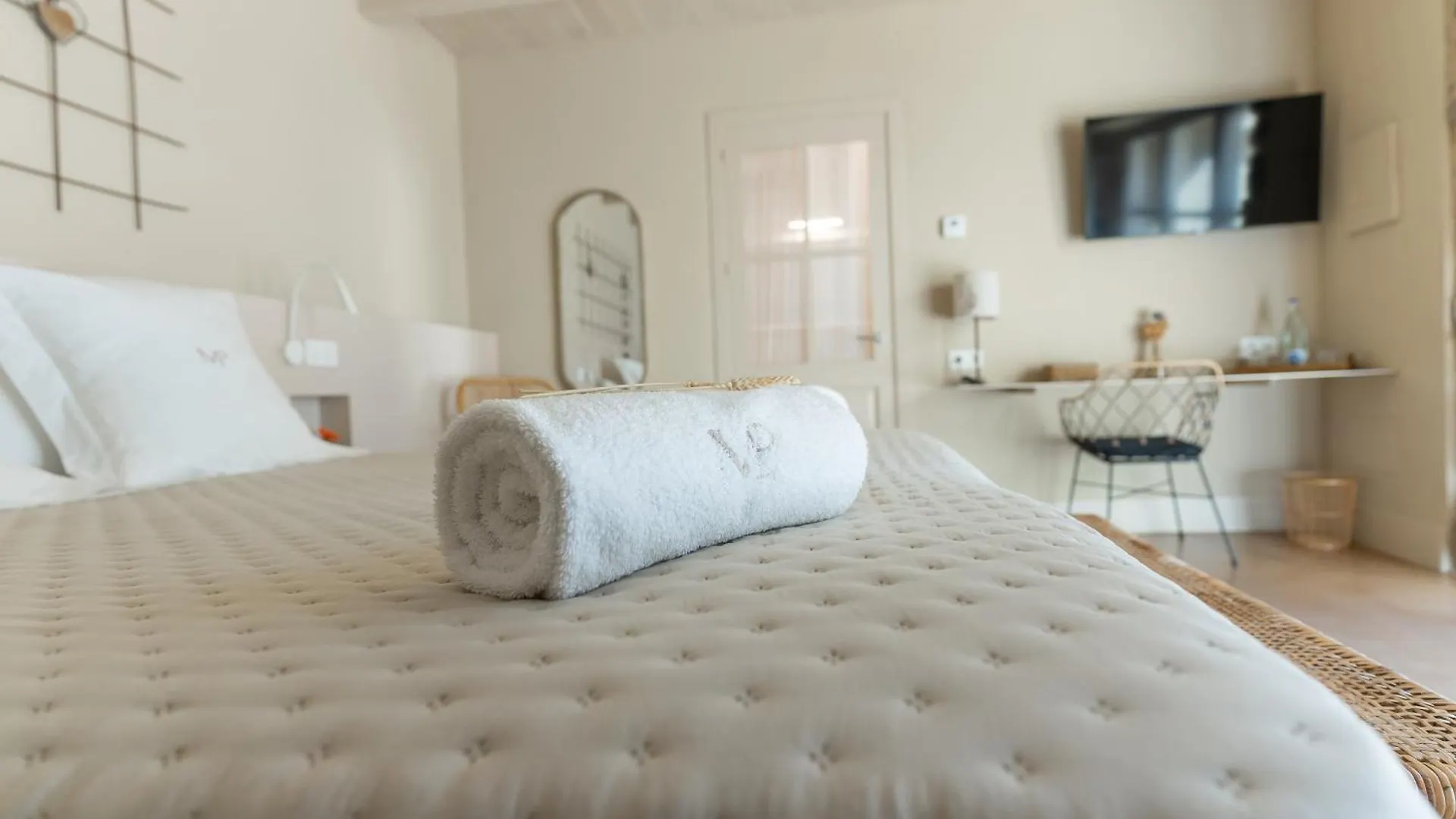 Mas Pla Bed & Breakfast Riudellots de la Selva Spain